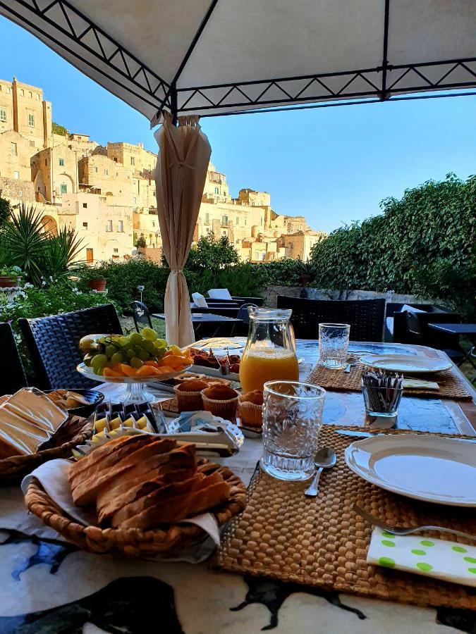 Il Giardino Di Eleonora Hotel มาเตรา ภายนอก รูปภาพ