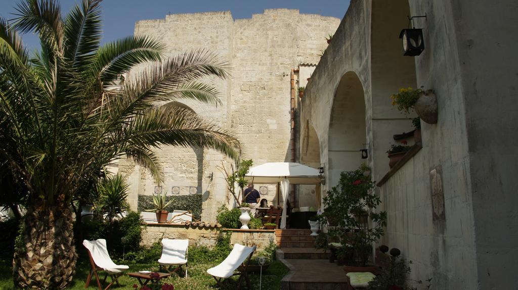 Il Giardino Di Eleonora Hotel มาเตรา ภายนอก รูปภาพ