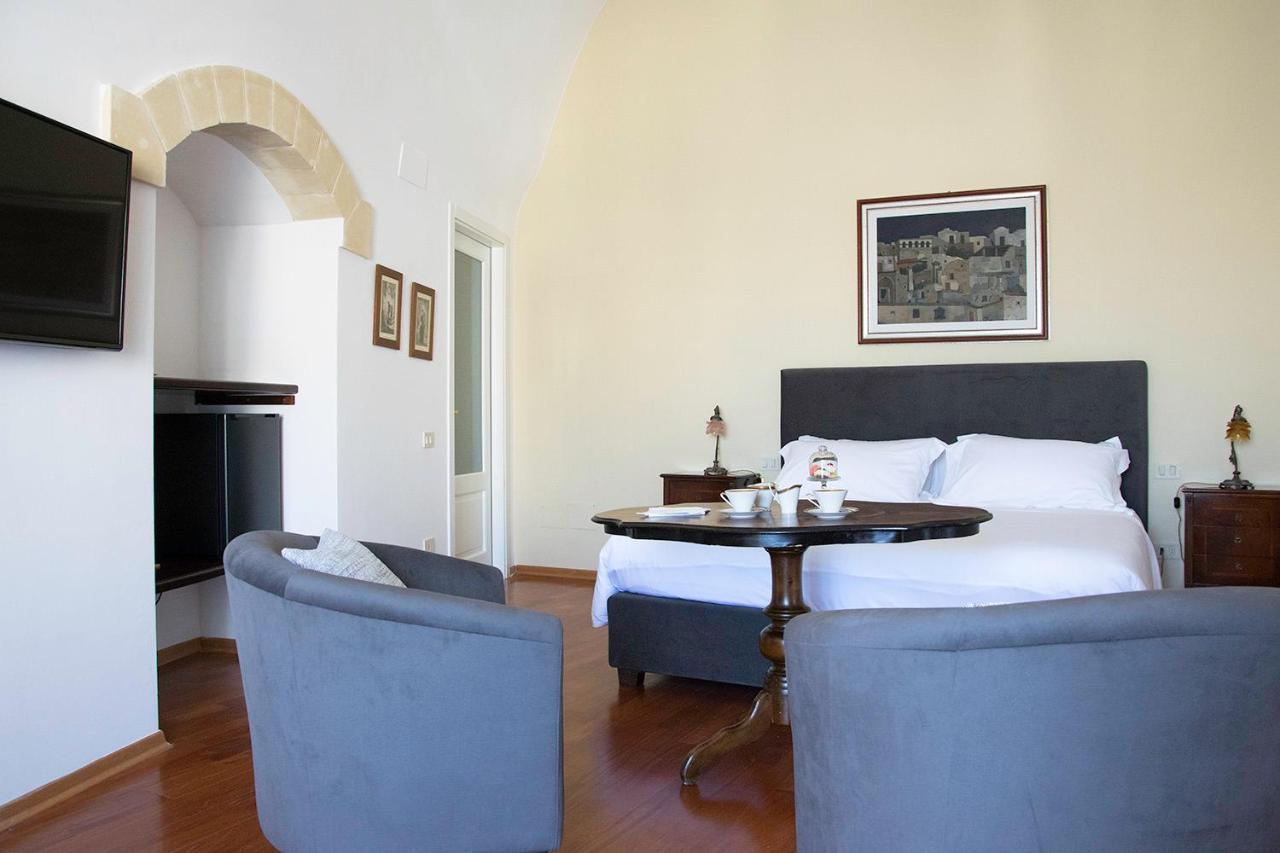 Il Giardino Di Eleonora Hotel มาเตรา ภายนอก รูปภาพ