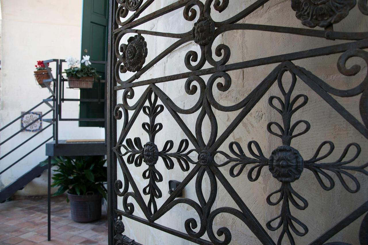 Il Giardino Di Eleonora Hotel มาเตรา ภายนอก รูปภาพ