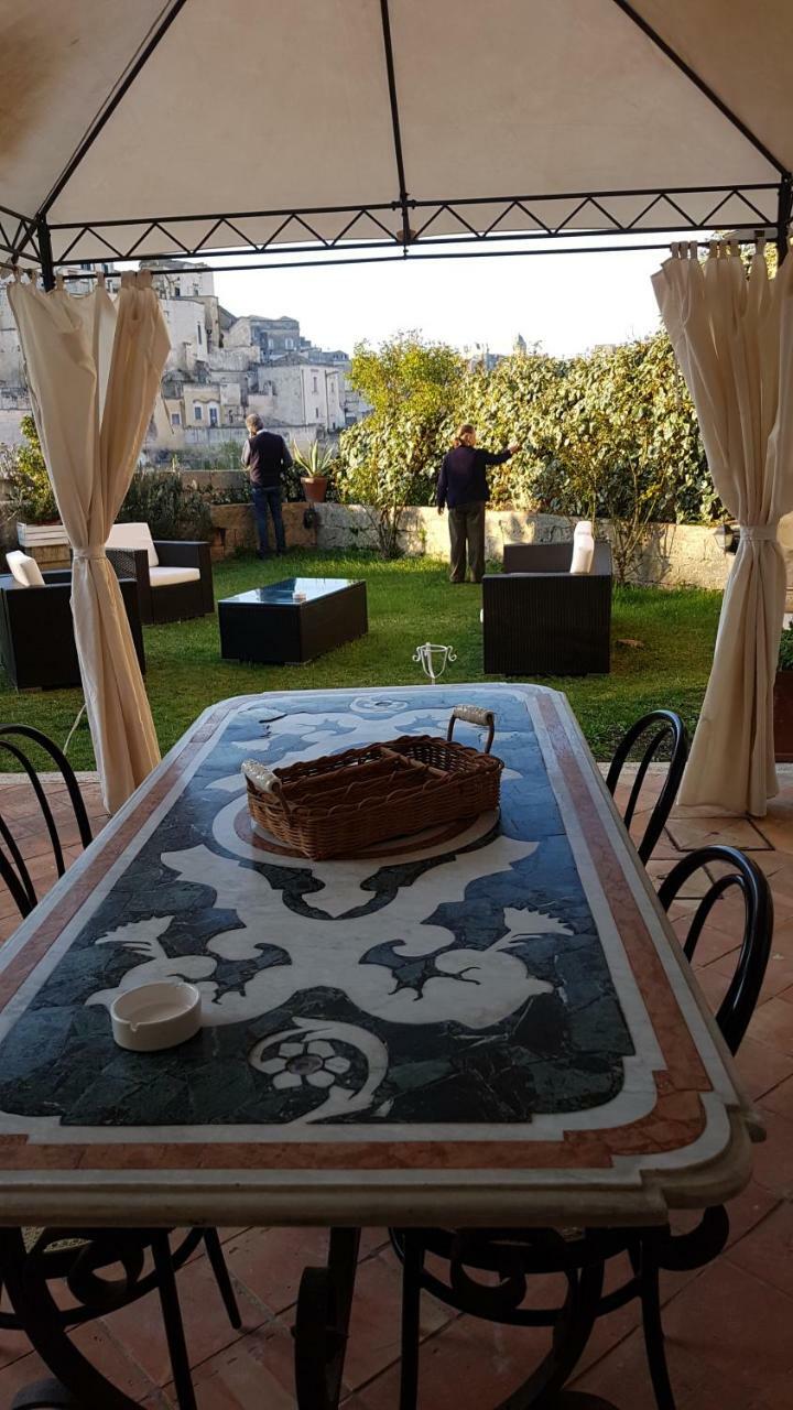 Il Giardino Di Eleonora Hotel มาเตรา ภายนอก รูปภาพ